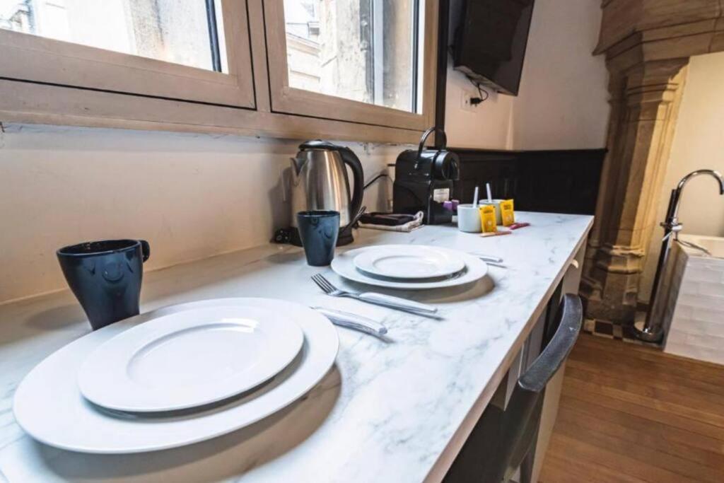Fire, Appartement Vue Cathedrale 兰斯 外观 照片